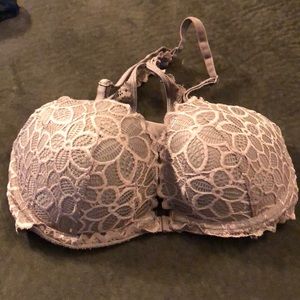 Lace front clasp push-up bra